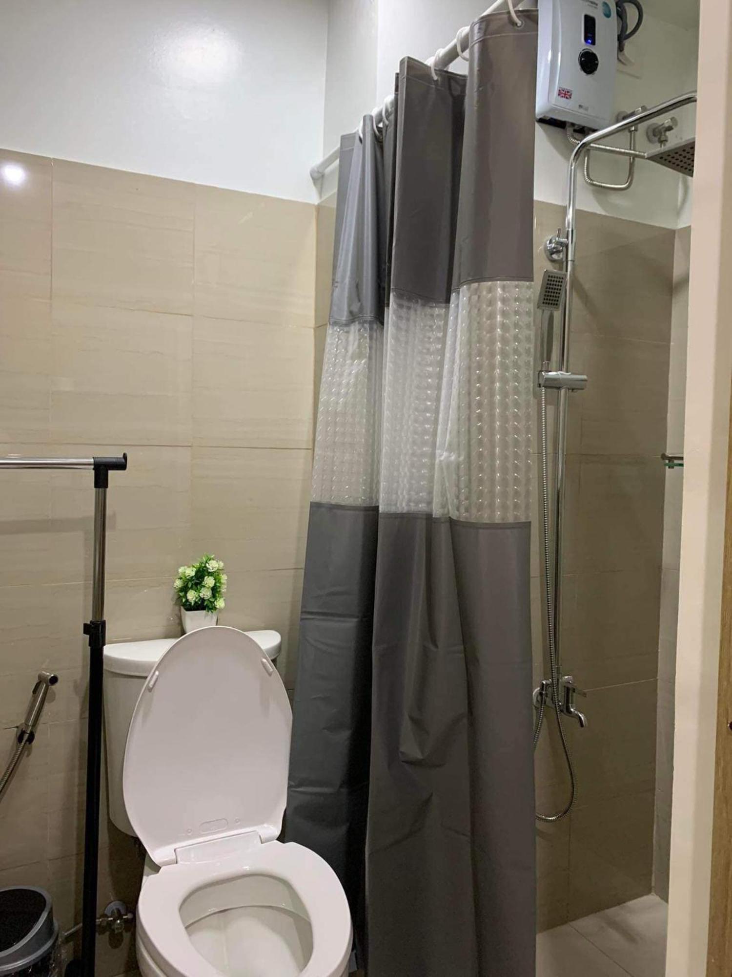 Shore D4 Shortwalk Mall Of Near Airport Apartment *