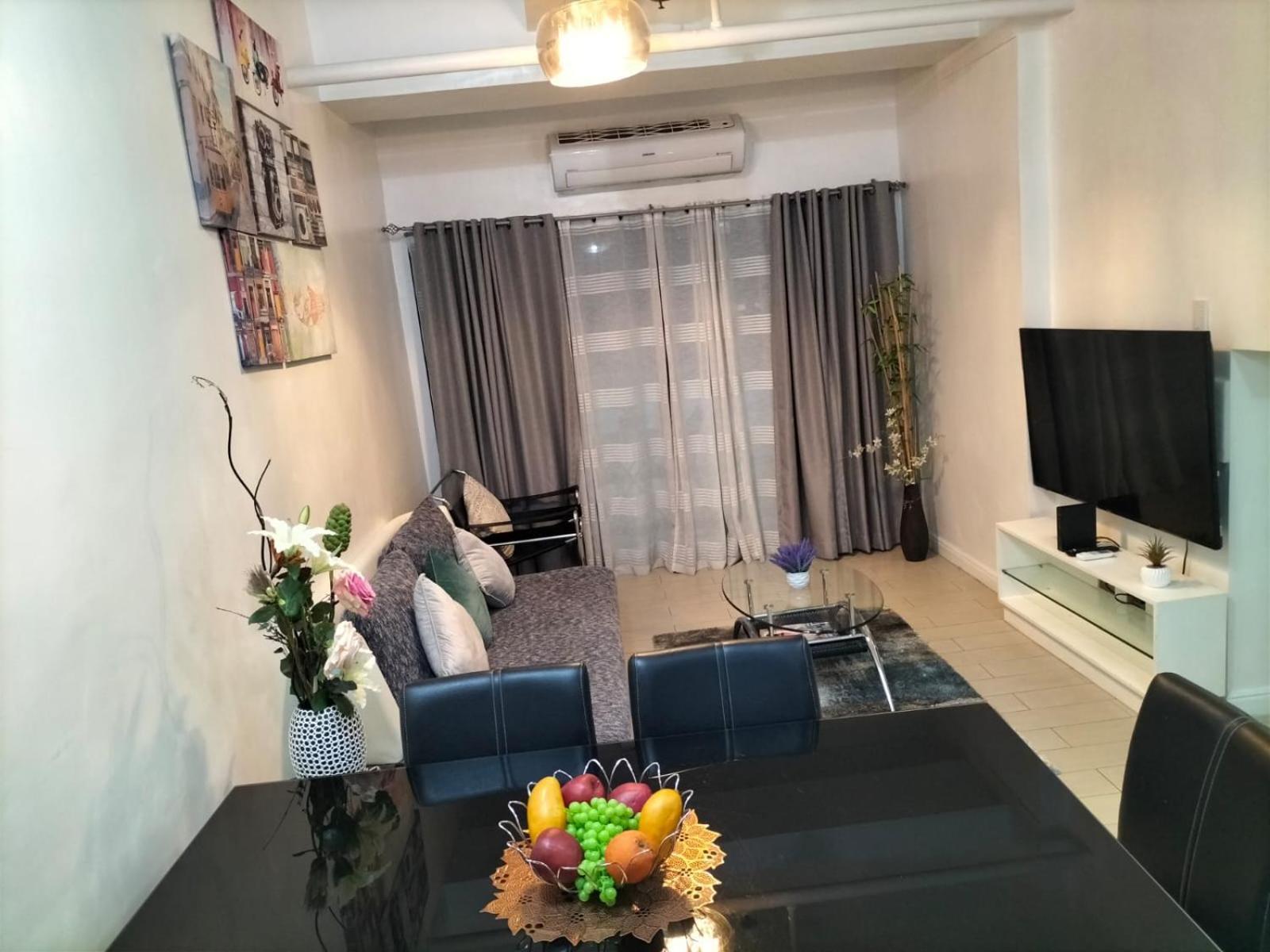 Apartment Luxury Spacious 2br In Salcedo Village *