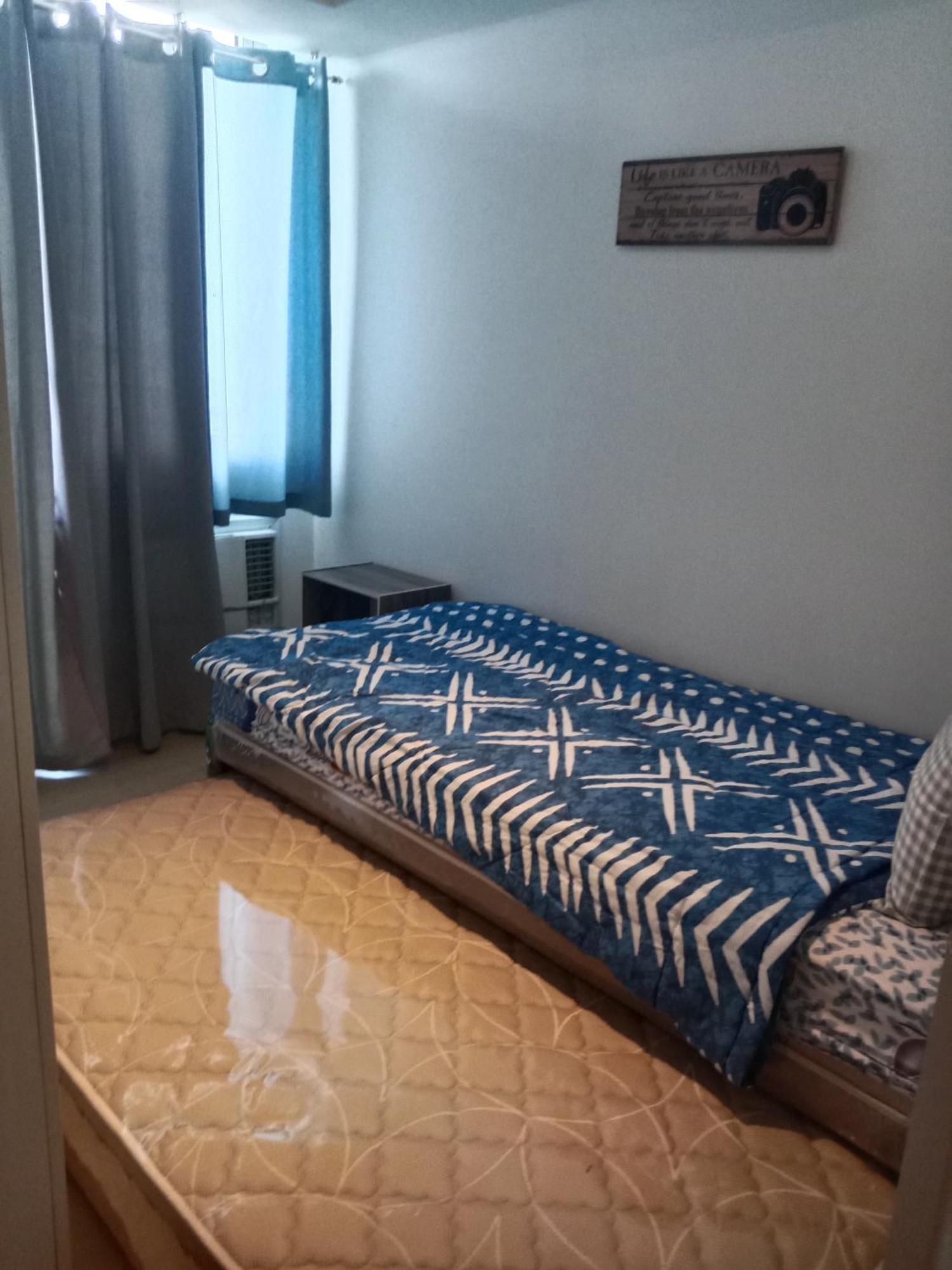 Azure Residences By Florendo Apartment Manila