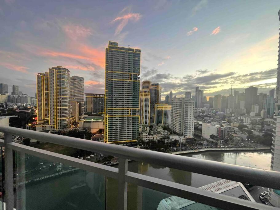 Cool 1br Acqua Livingstone W/ Netflix, Pool & Gym Apartment *
