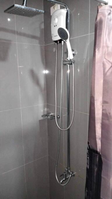 Air A2 @central Rcbc/canadian Embassy Apartment