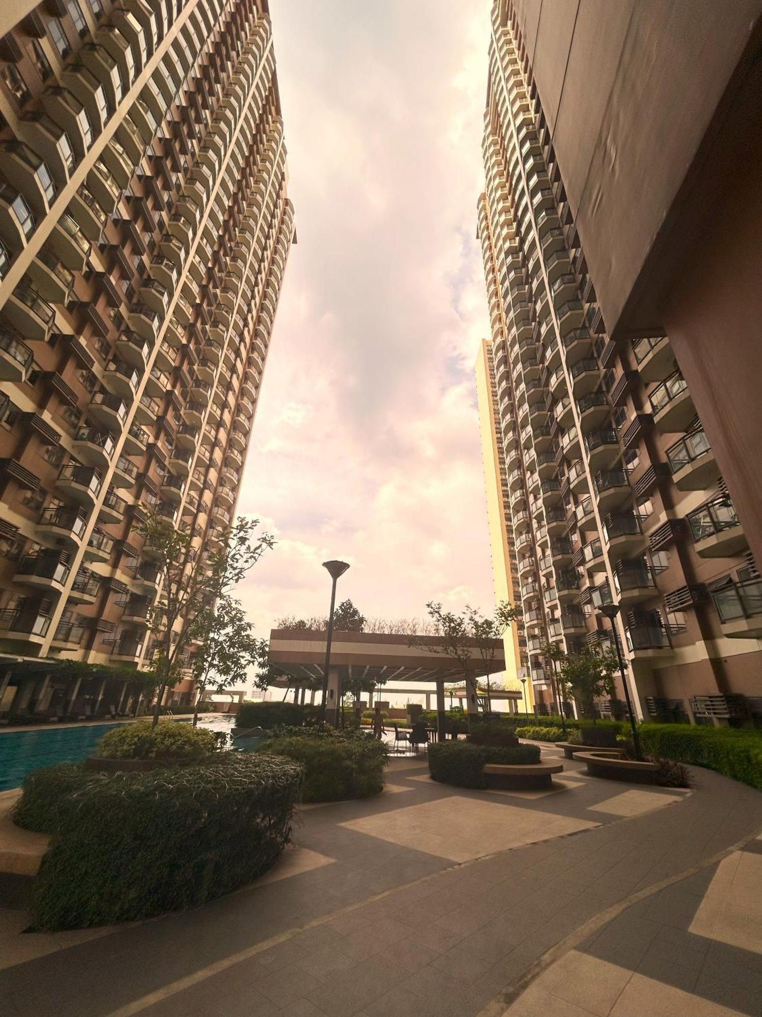 Bliss By Zen Residences At The Radiance Bay Apartment Manila