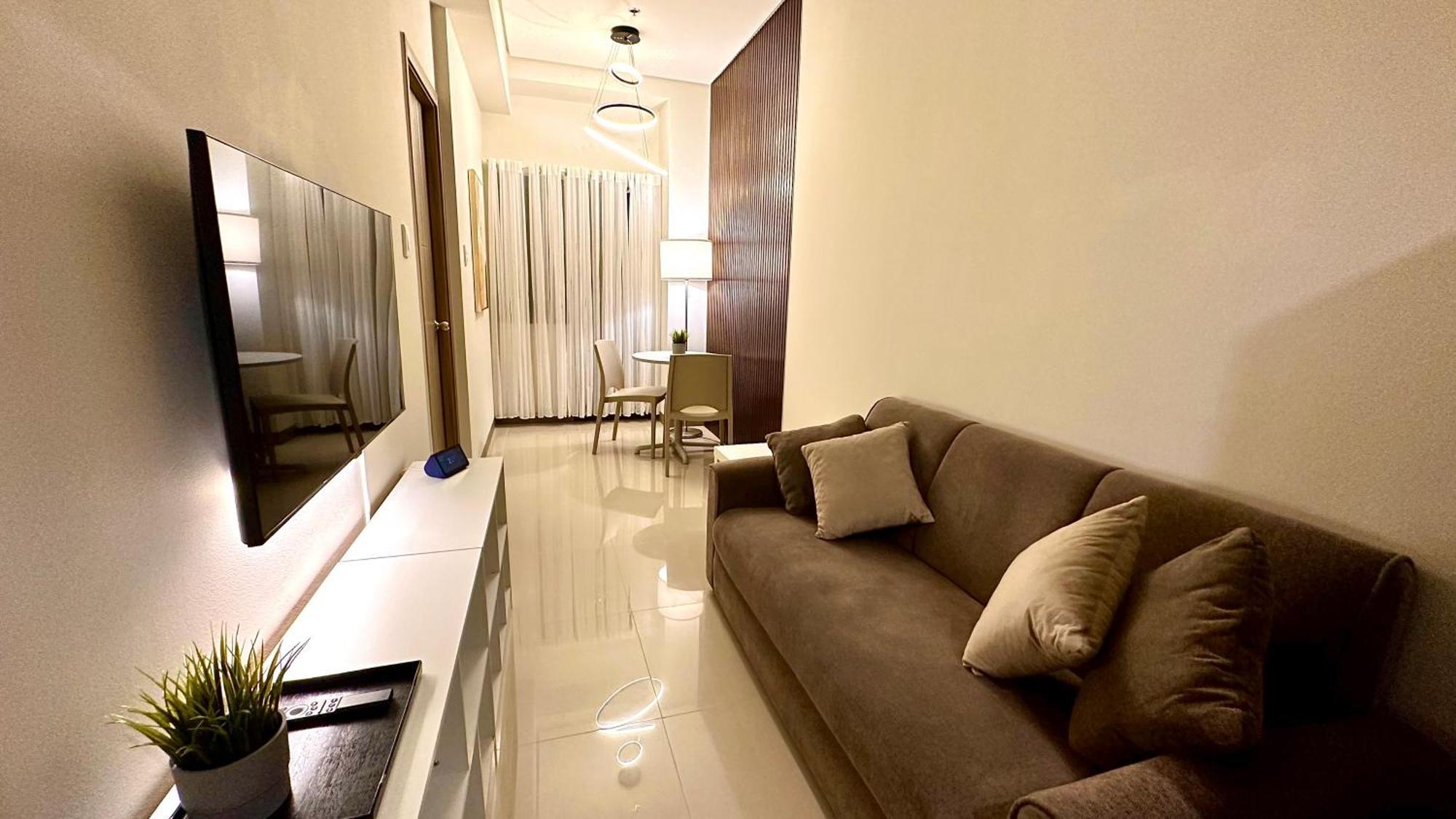 Apartment Premier Luxury Near Sm Mall Of Arena Manila