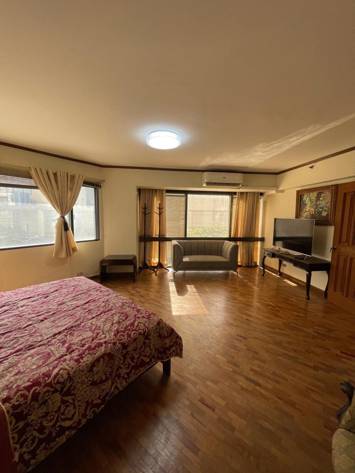Spacious Luxury 3br At The Heart Of Makati *