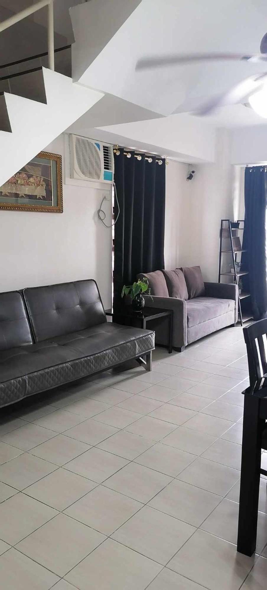 3 Bedrooms Access Penthouse Unit Apartment Manila