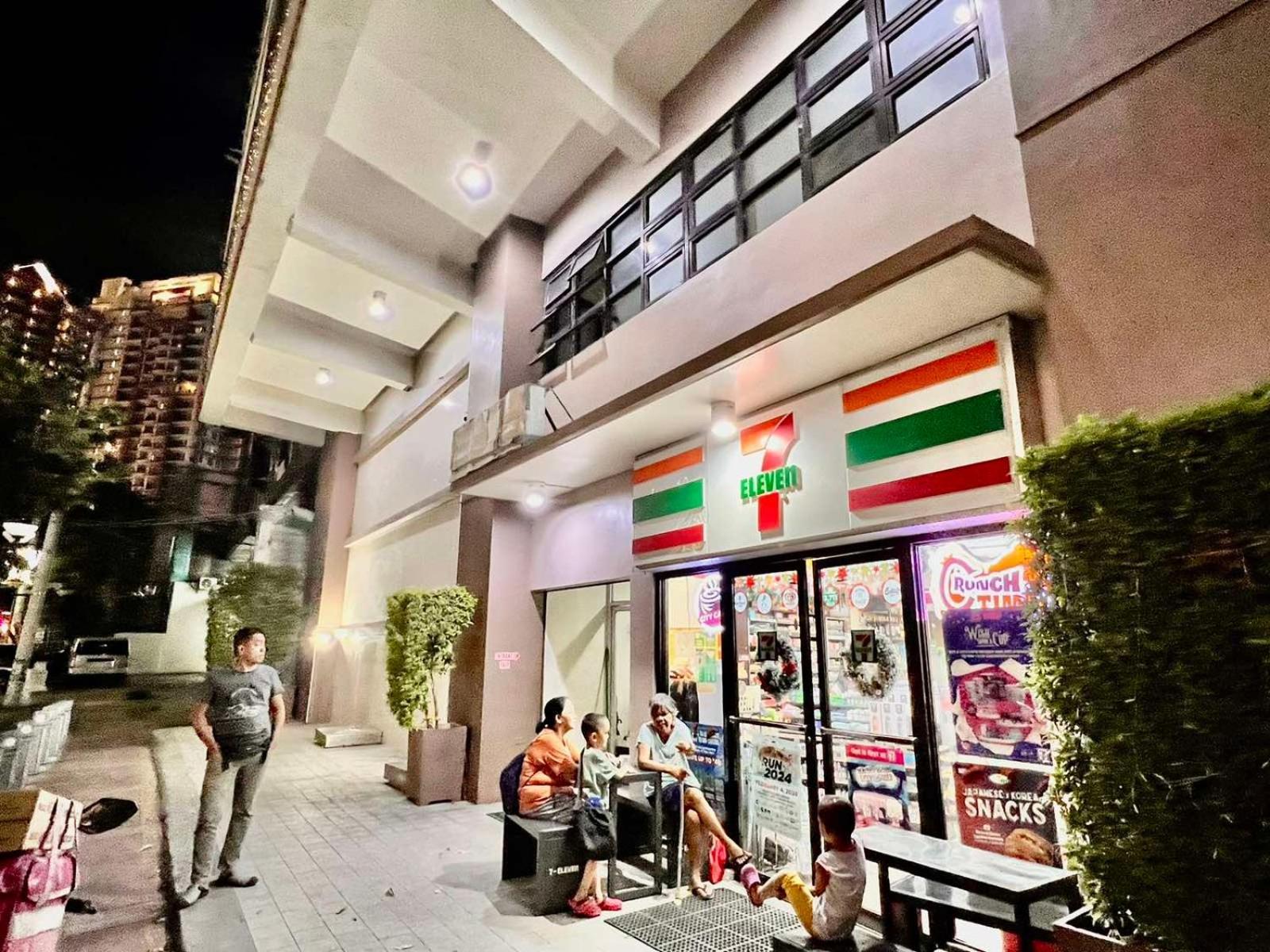 Tomas Morato Quezon - Residences Guest house