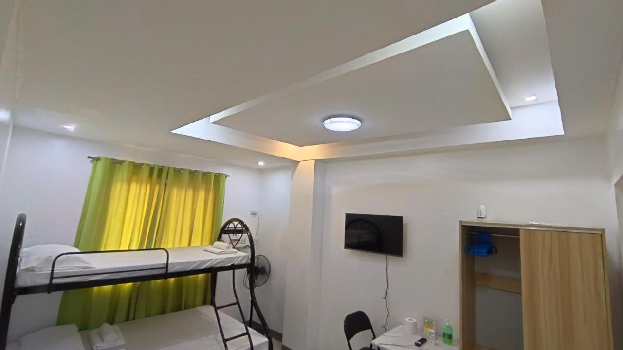 Homestay Masterpiece Staycation Makati *