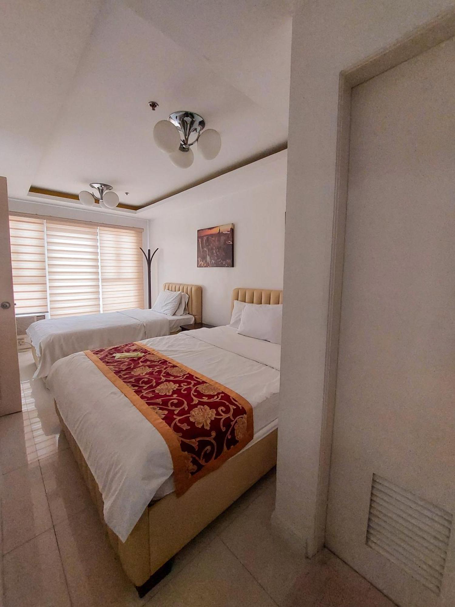 Budget Staycation With Free Pool And Gym Access Very Near Us Embassy, Robinsons Manila, Zoo, Up Pgh