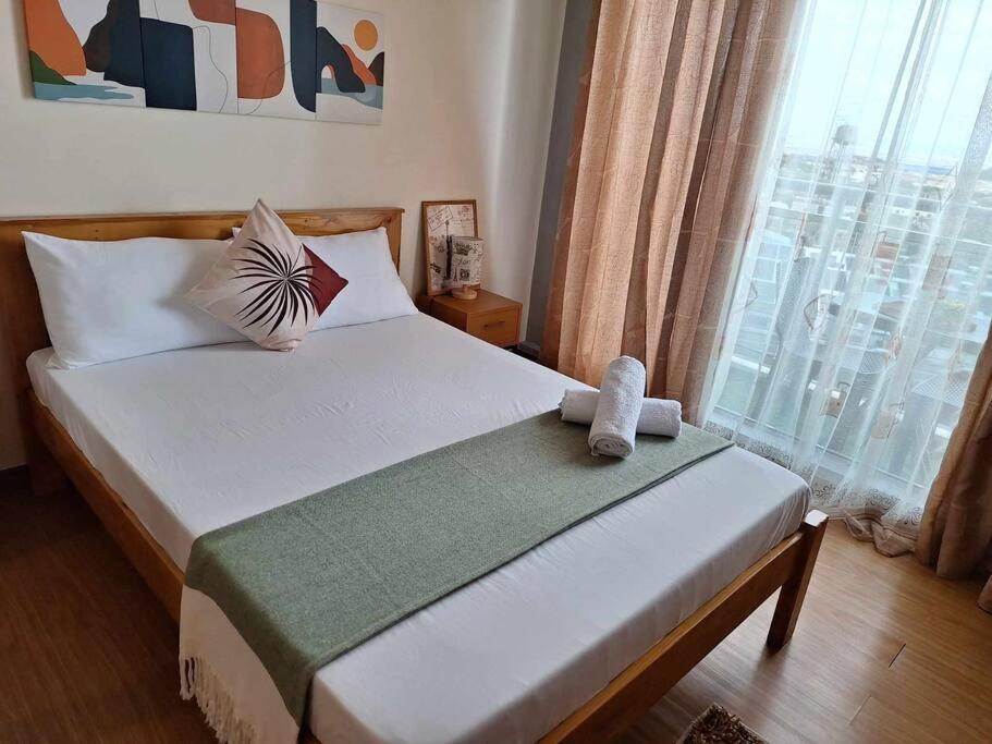 Apartment Cozy 1br With City And Nature View In Azure *