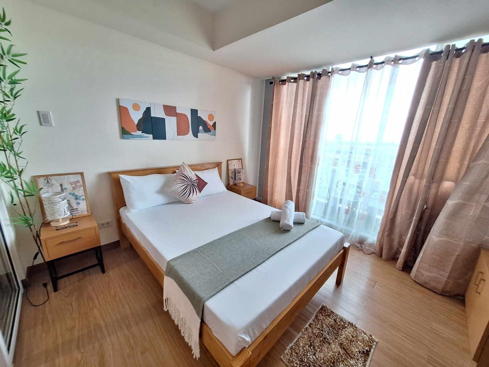Cozy 1br With City And Nature View In Azure Apartment Manila