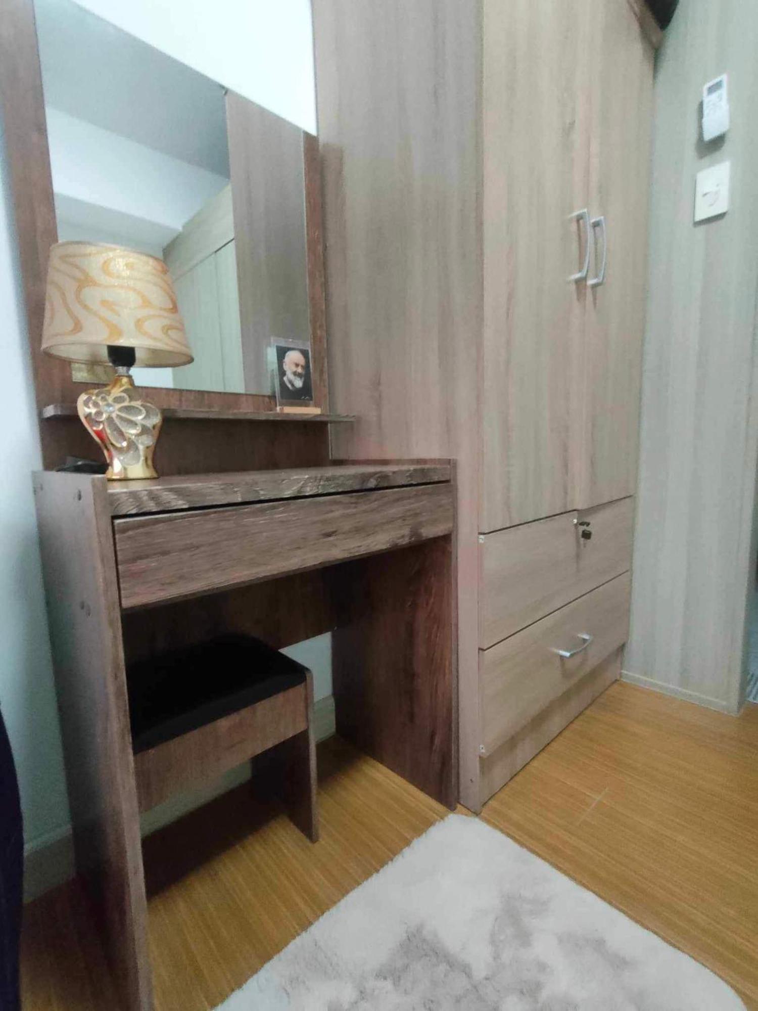 Cozy Place In Taguig With Free Wifi - Near Bgc And Airport *