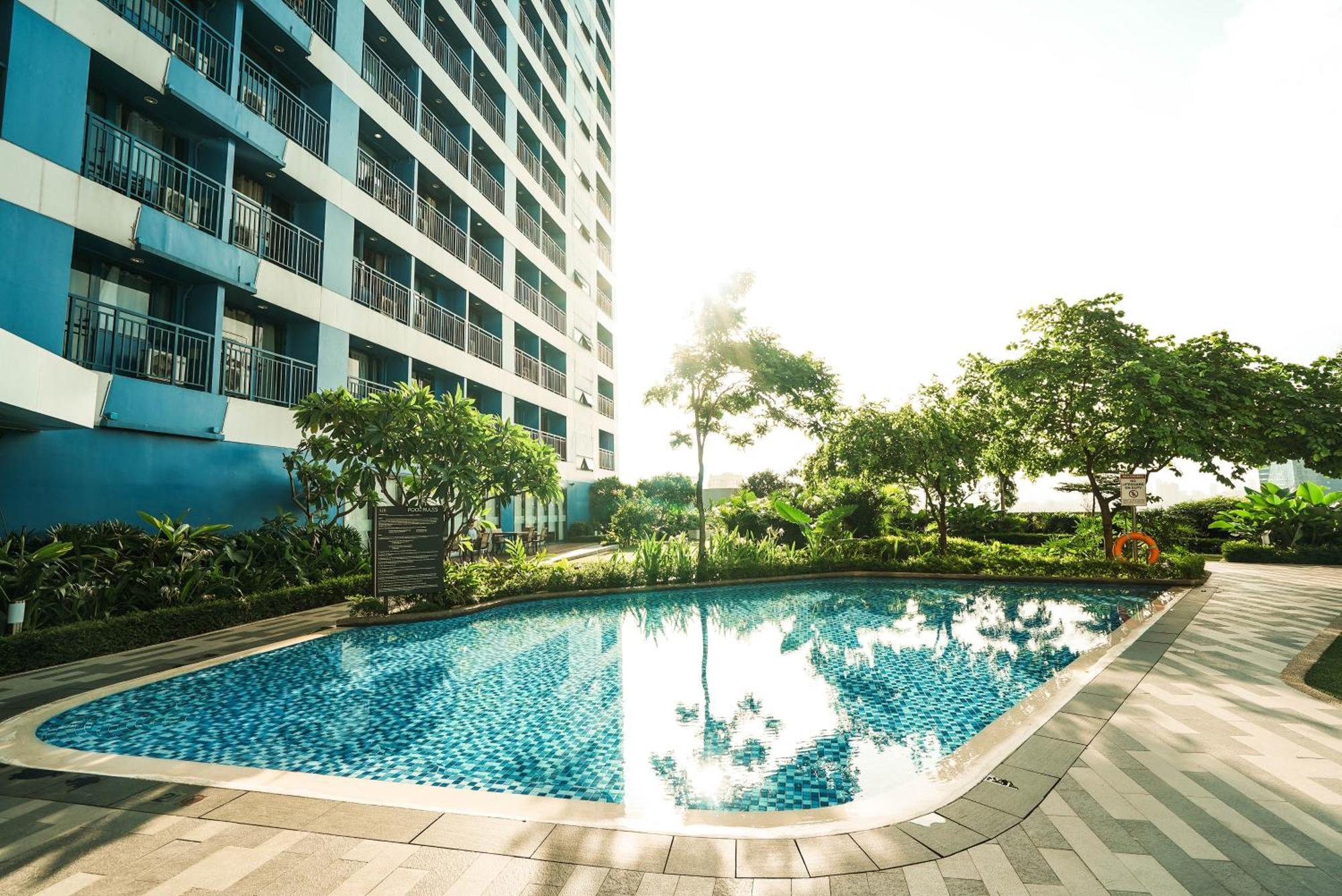 Air Residences Makati With Sunset View * Manila