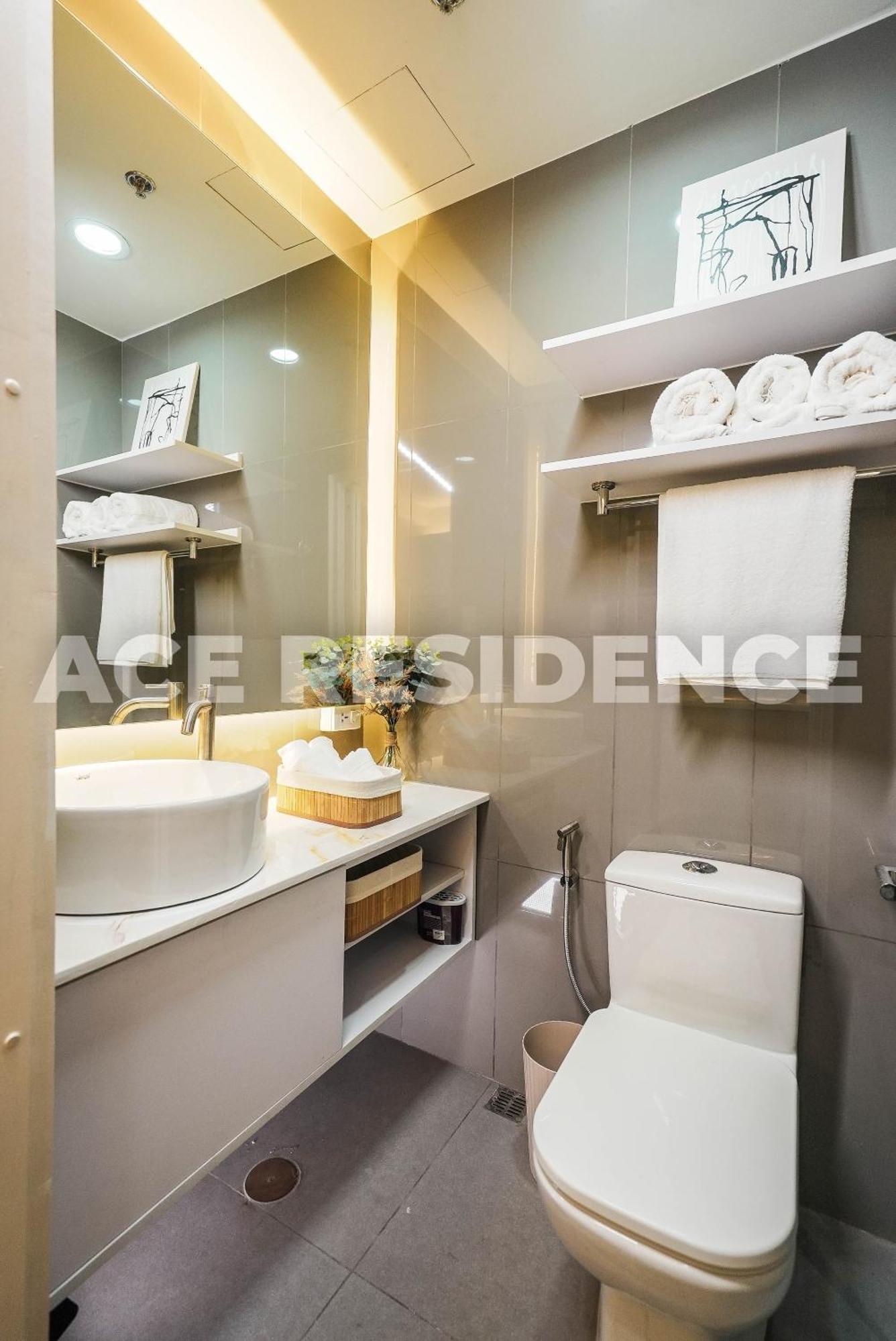 Air Residences Makati With Sunset View * Manila