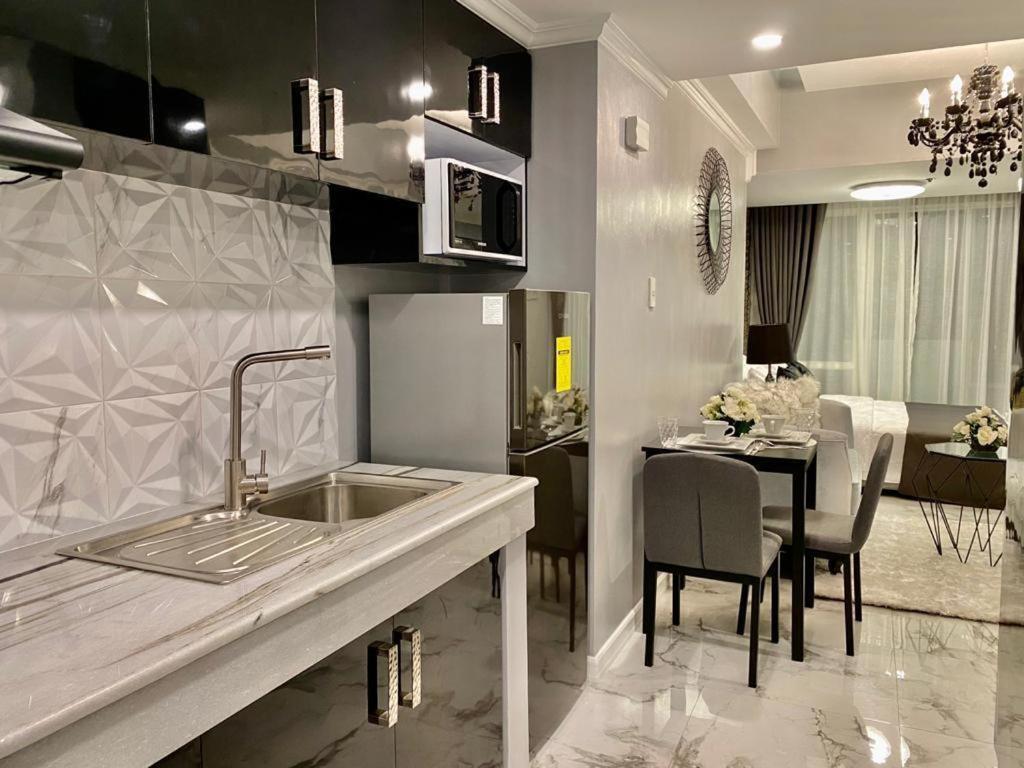 Makati Hidden Gem Studio Aparthotel Manila