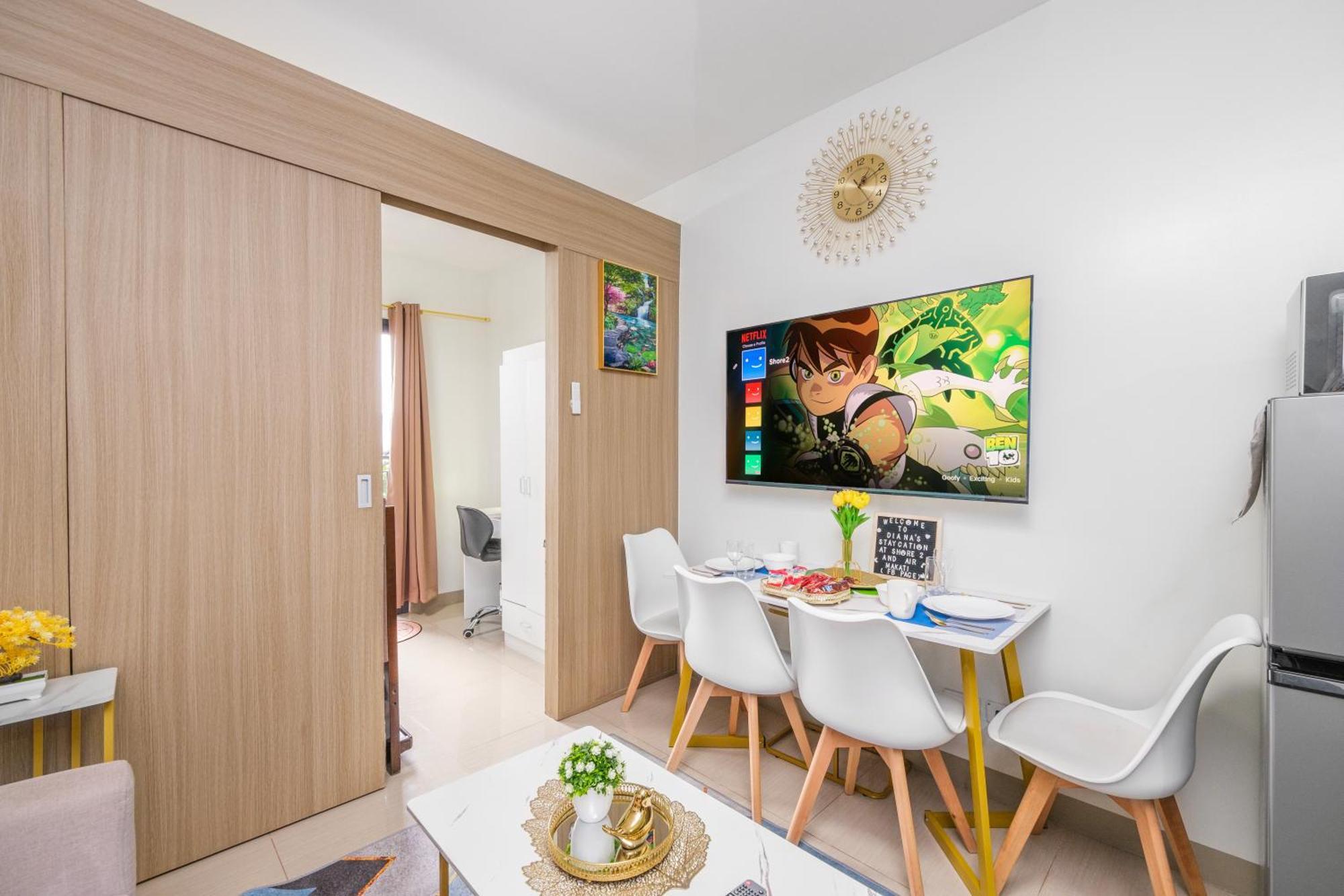 2 Side-by-side P00l Front Condos, 6 Beds, 2 Cr, 2 Kitchen For 10 Guests At Moa *