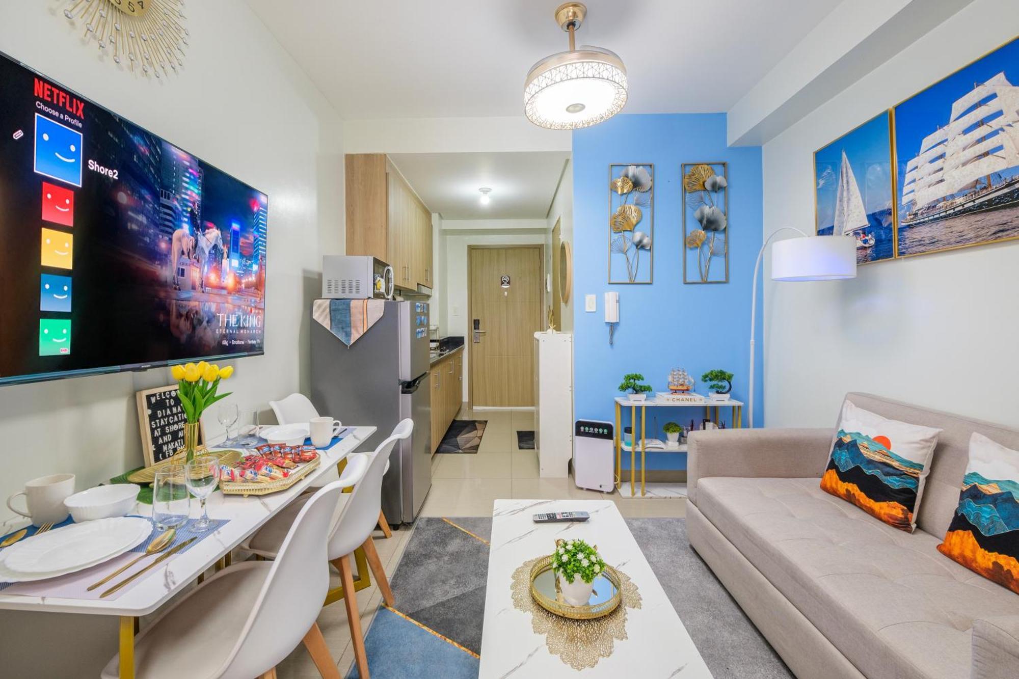 Apartment 2 Side-by-side P00l Front Condos, 6 Beds, 2 Cr, 2 Kitchen For 10 Guests At Moa Manila