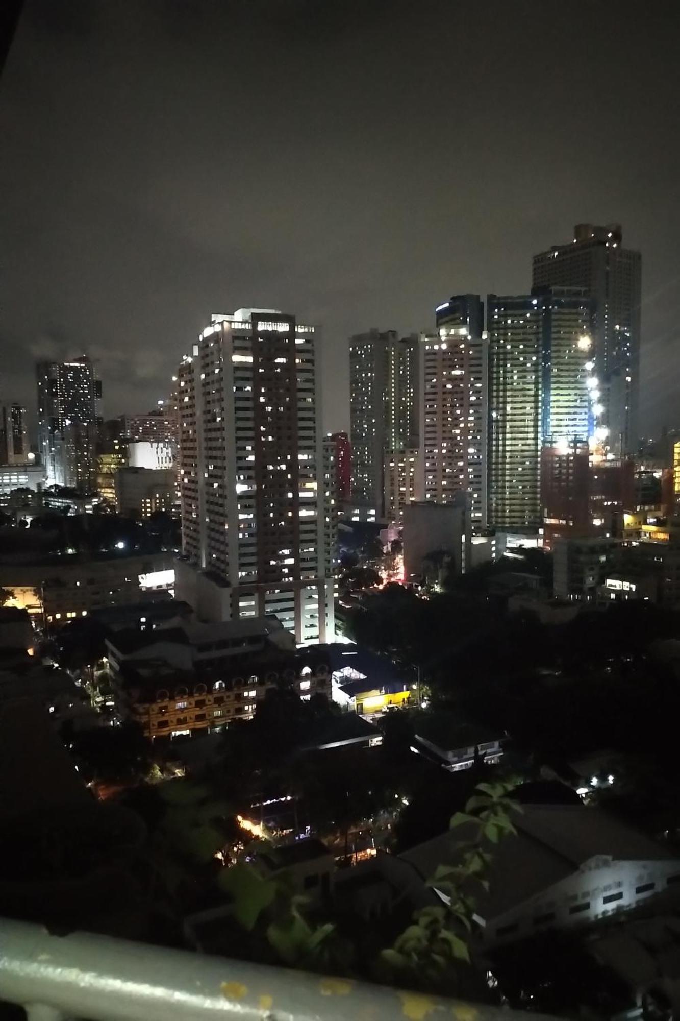 Apartamento Somerset Tower 1 Manila
