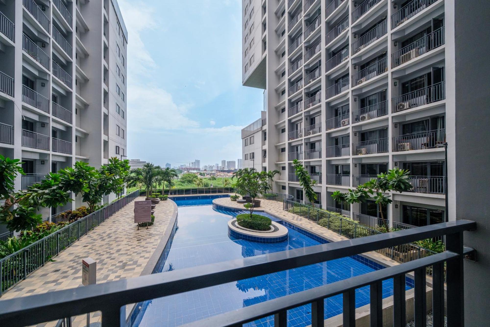 Apartment 2 Side-by-side P00l Front Condos, 6 Beds, 2 Cr, 2 Kitchen For 10 Guests At Moa