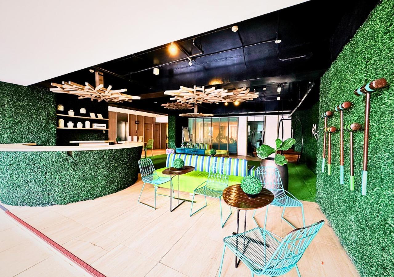 Kl Tower Makati Near Greenbelt With Free Access To Gym, Sauna & 100mbps Wi-fi Apartment *