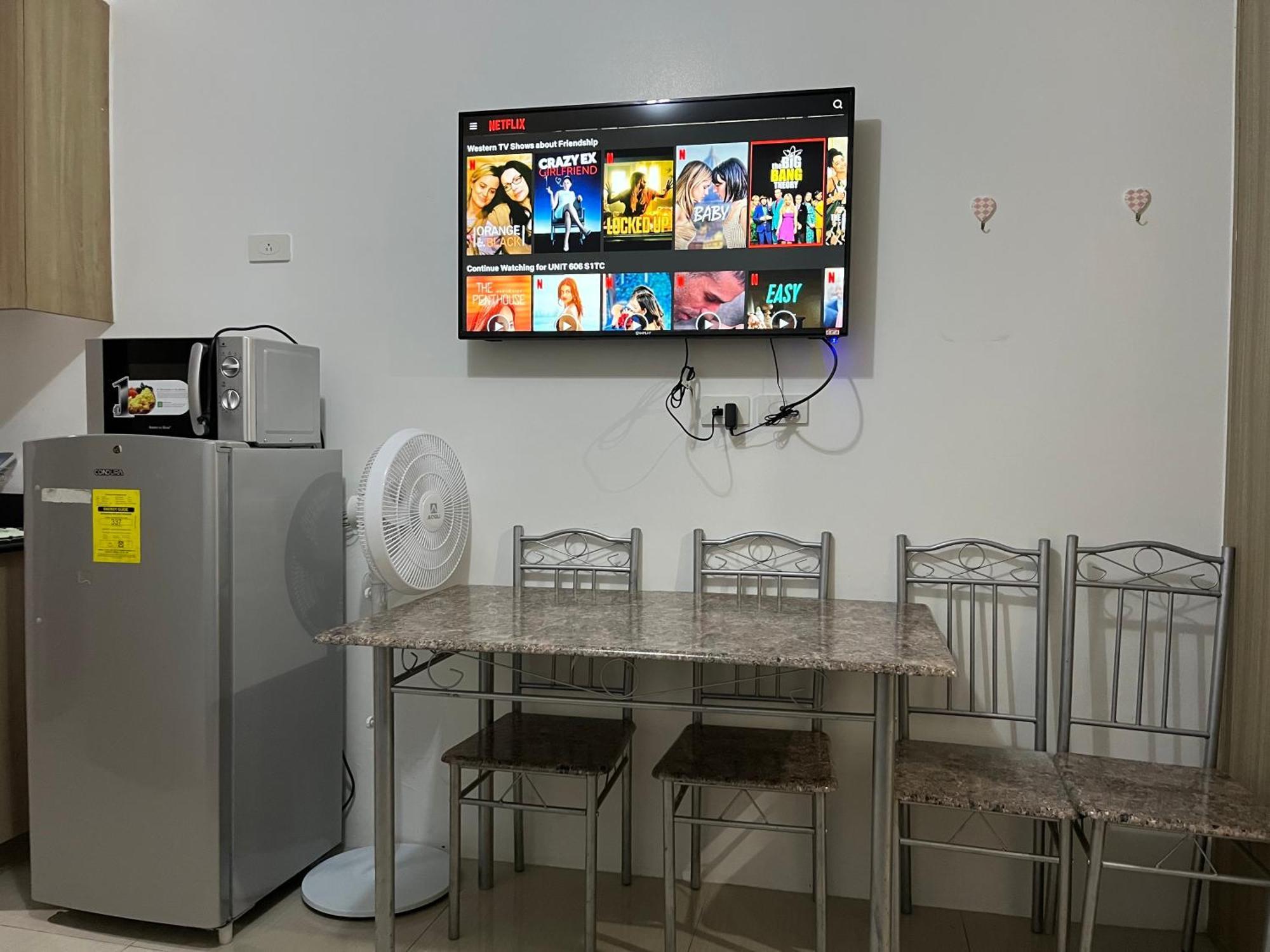 Shore Occupancy 6 Pax Cooking Balcony Netflix Pools Moa Airport Casino Picc马尼拉moa高级酒店公寓 Apartment Manila