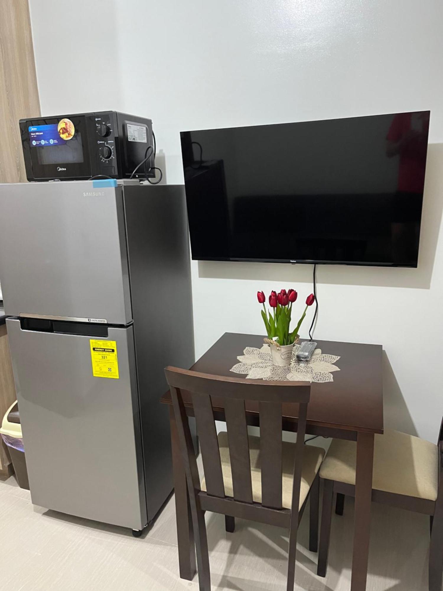 Apartment Shore Occupancy 6 Pax Cooking Balcony Netflix Pools Moa Airport Casino Picc马尼拉moa高级酒店公寓