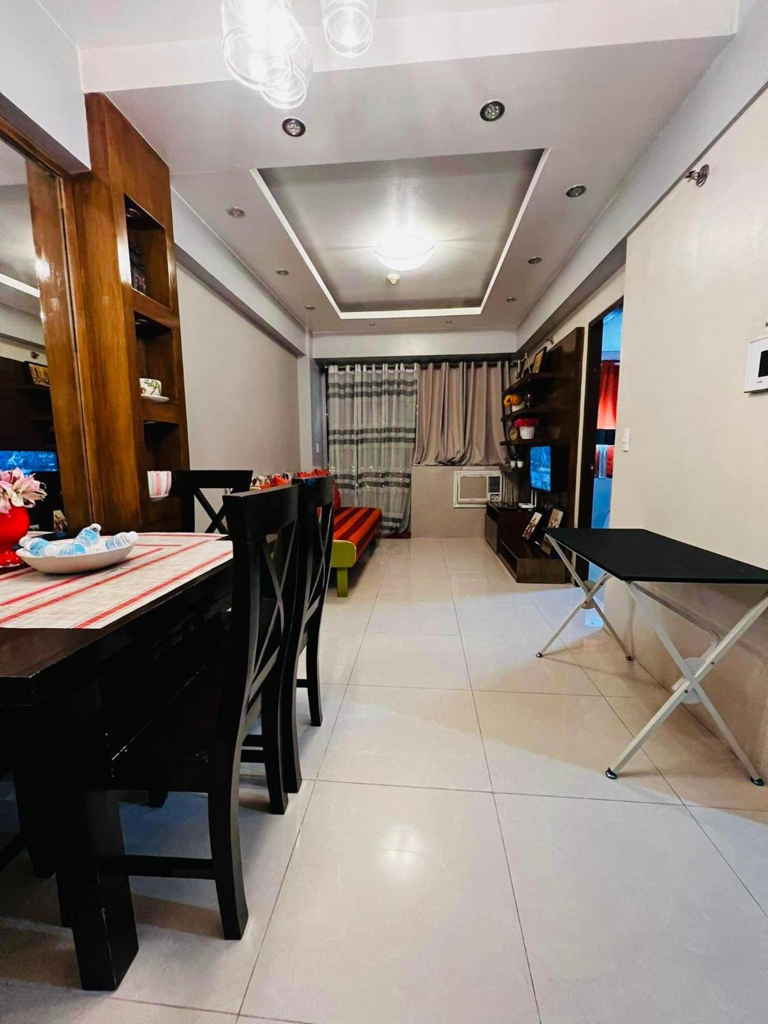 One Palm Tree - 10th-o Fl With Balcony - Across Terminal 3 Airport * Manila