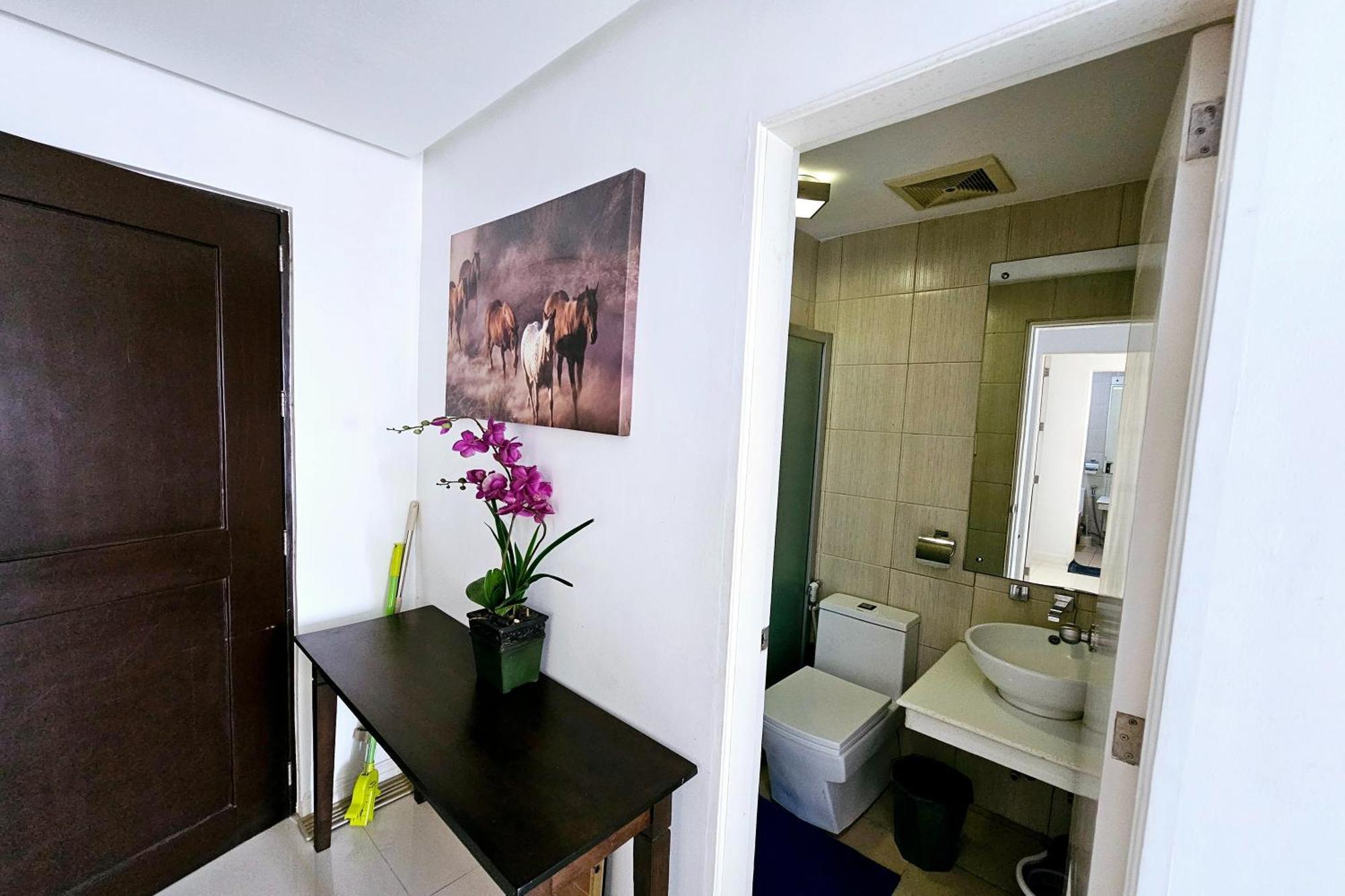 Apartment Birchtower By Jeizel Manila