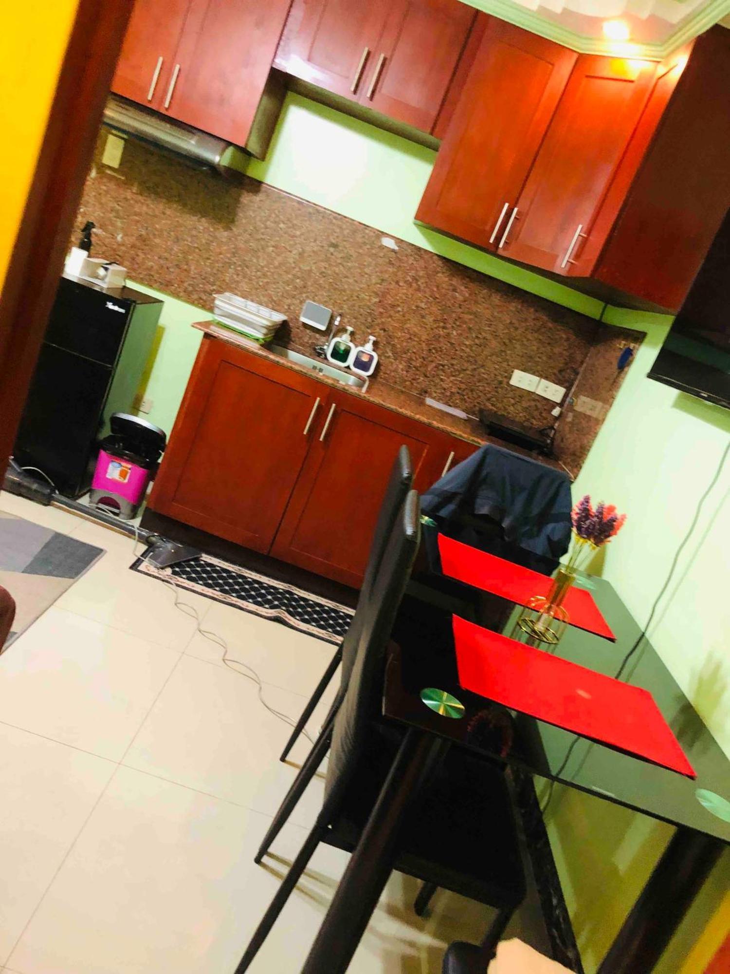 Casa De Familia Staycation Apartment Manila
