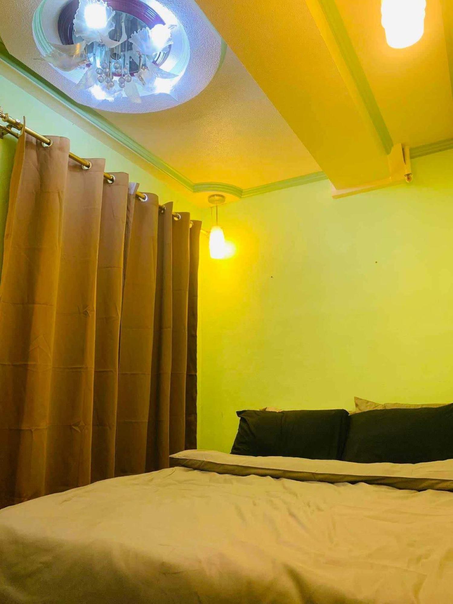 Casa De Familia Staycation Apartment Manila