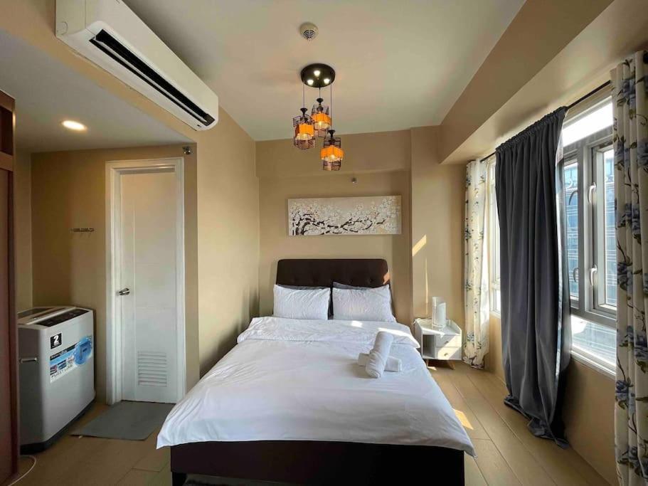 Deluxe Near Naia Terminal 3 Manila