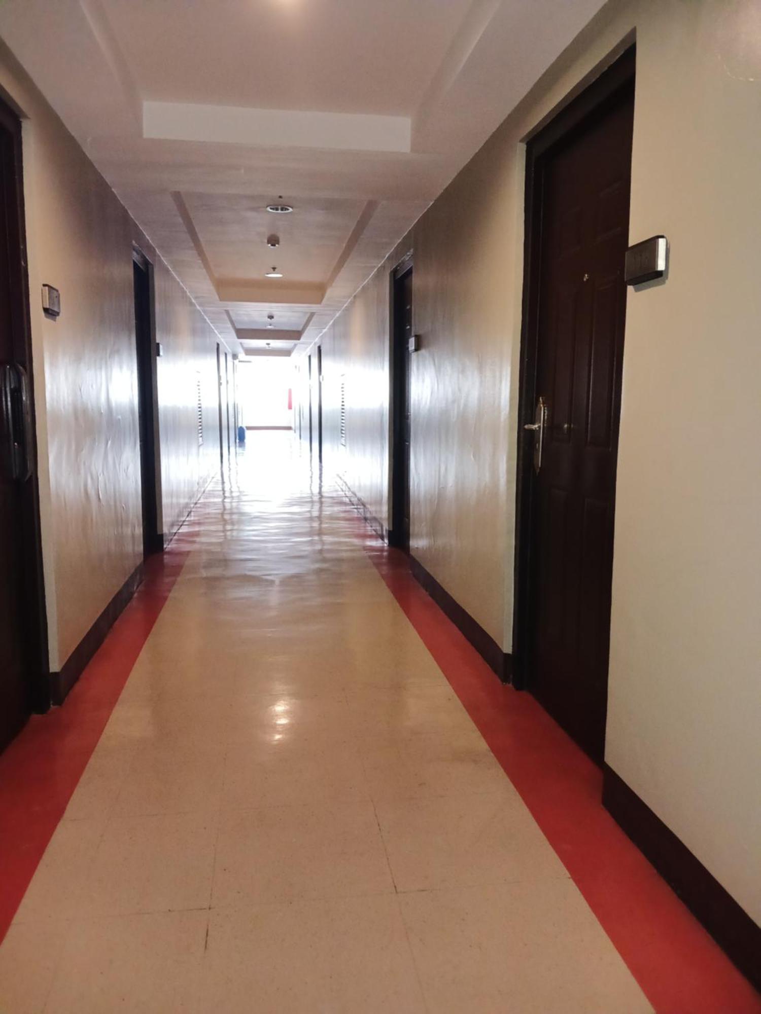 Apartment Eldenz 2br Fully Furnished With Free Wi-fi, Netflix & Amenities