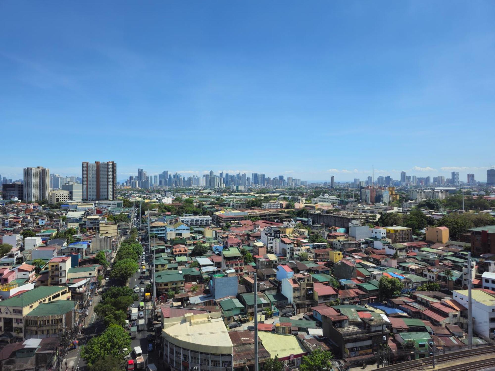 Apartment In Sorrel Residences Manila