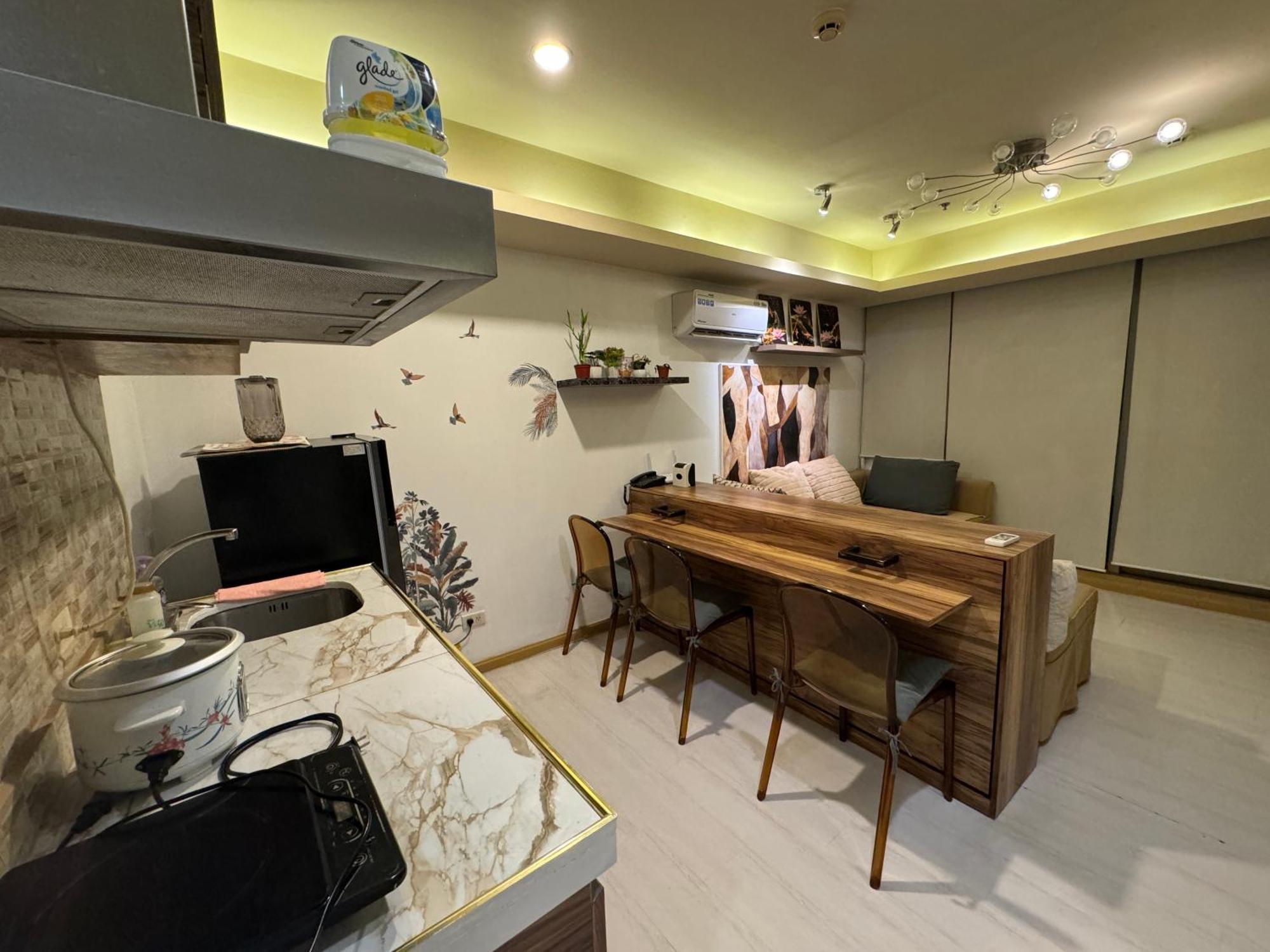 Azure Urban - By Ground Zero One Apartment *