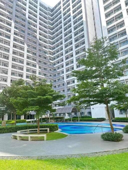 #14 Grace Residences Tower2 16f * Manila