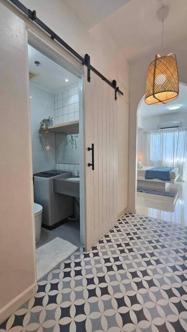 #14 Grace Residences Tower2 16f Apartment *