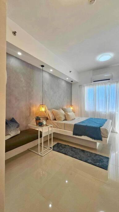 #14 Grace Residences Tower2 16f Manila
