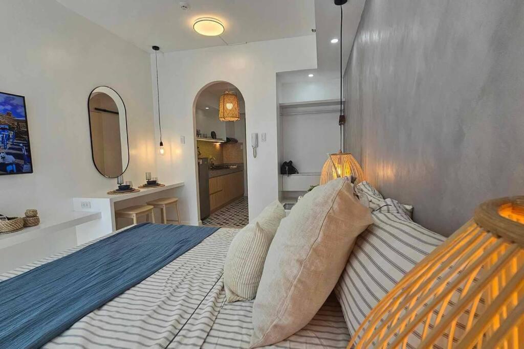 #14 Grace Residences Tower2 16f