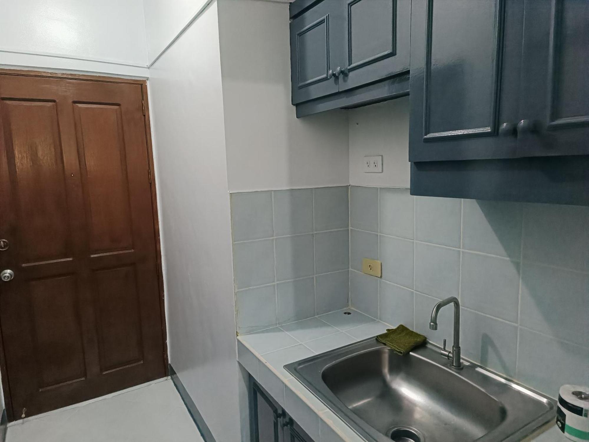 Pacific Regency, Type With Balcony Apartment *