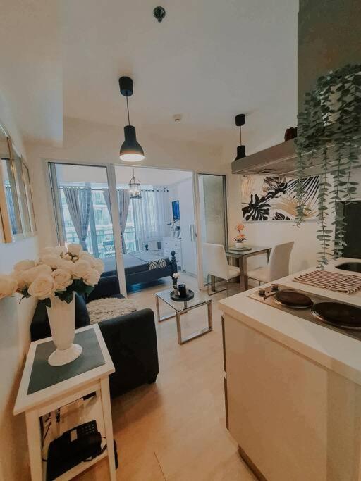 Ourura Staycation Apartment