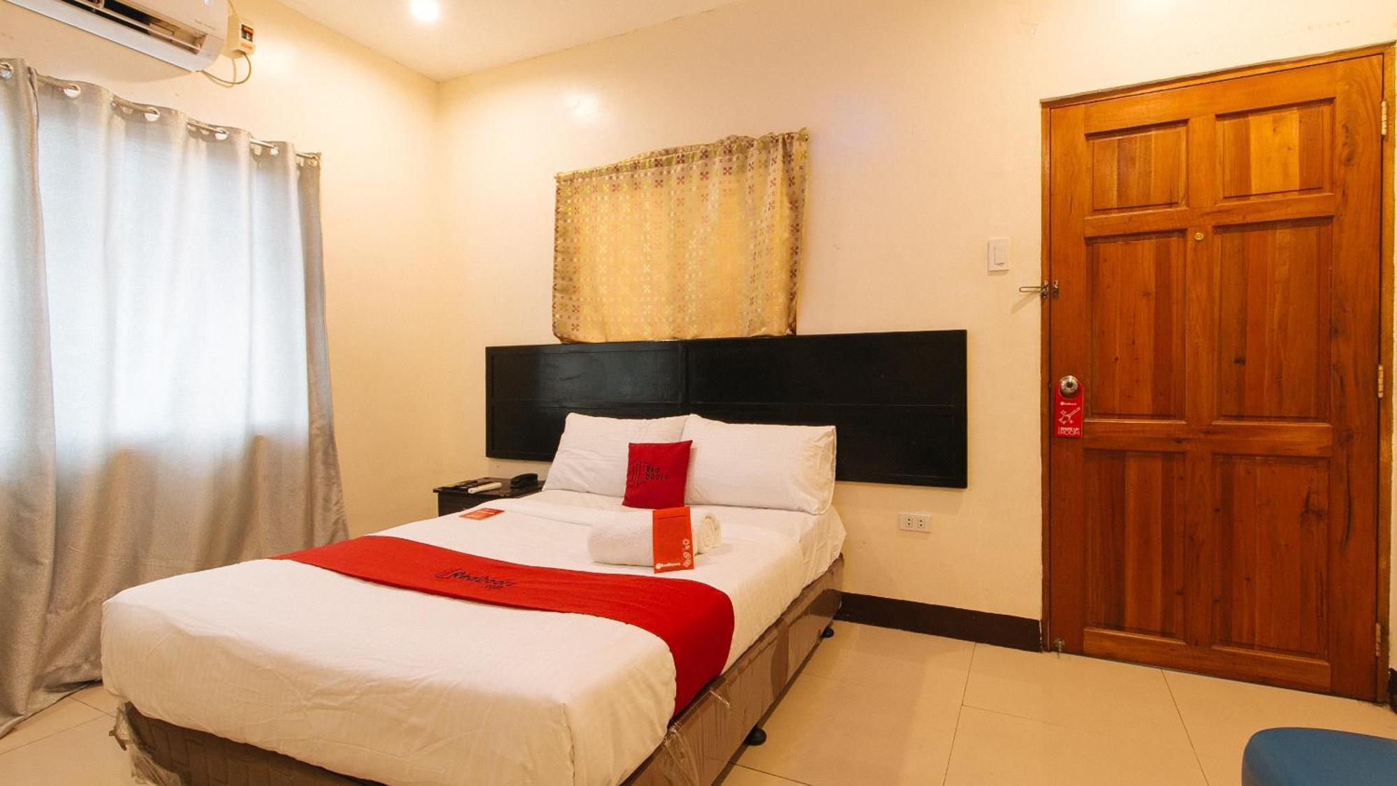 Reddoorz At V-cat Apartelle Sampaloc Hotel Manila
