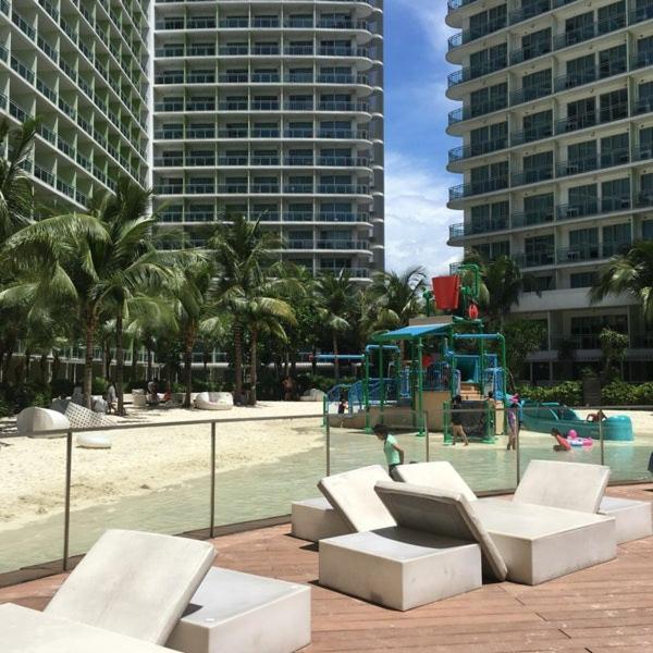 Cozy 1br With City And Nature View In Azure Apartment *