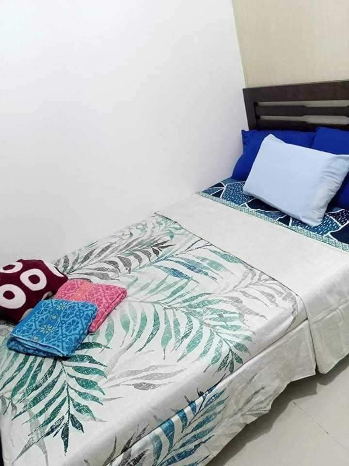 Aparthotel Sea Residences Tower F Pasay Moa Complex Manila