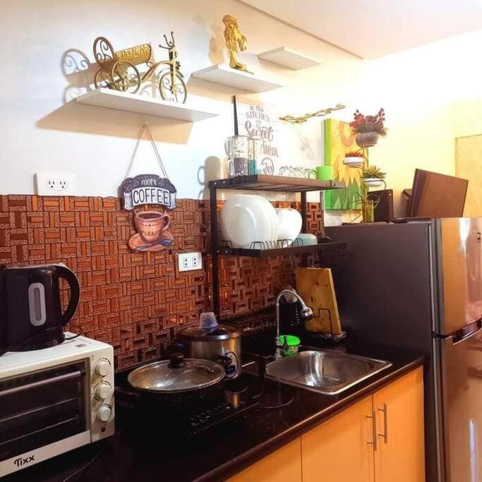 #16 Grass Residences Tower5 12f Manila