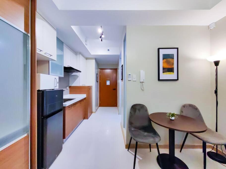1br Condotel At Sunshine100 Plaza - 28f #ss03 *