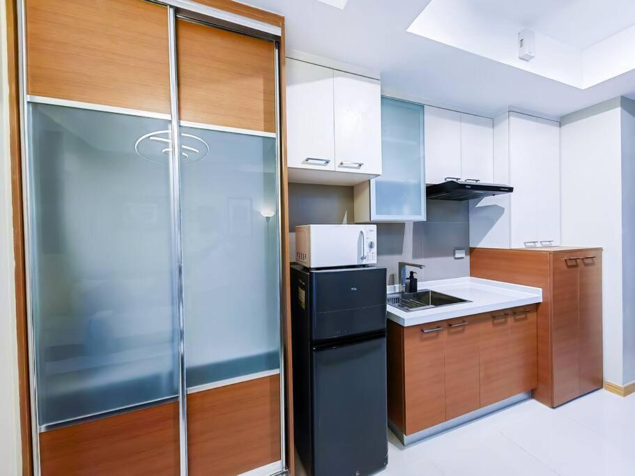 1br Condotel At Sunshine100 Plaza - 28f #ss03 Manila