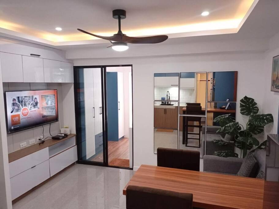 Balai Ni Boss - Cozy Modern 1br In Victoria Sports Tower Manila