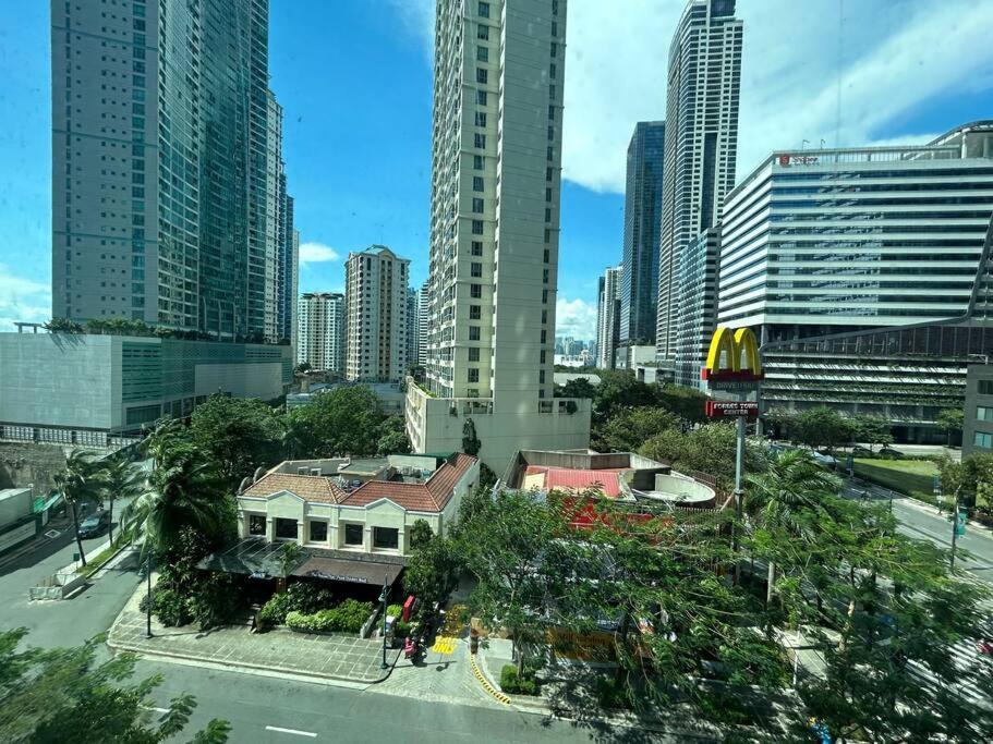 Apartment In Bgc The *