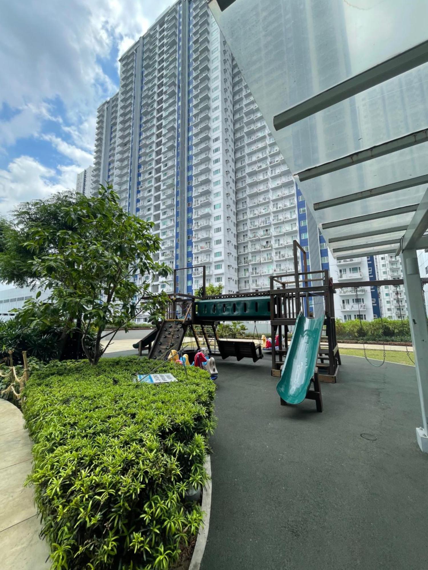 A Premium In A Prime Location Connected To Sm North Edsa Mall And Walking Distance To Solaire And Casino And Trinoma Mall In Quezon Manila