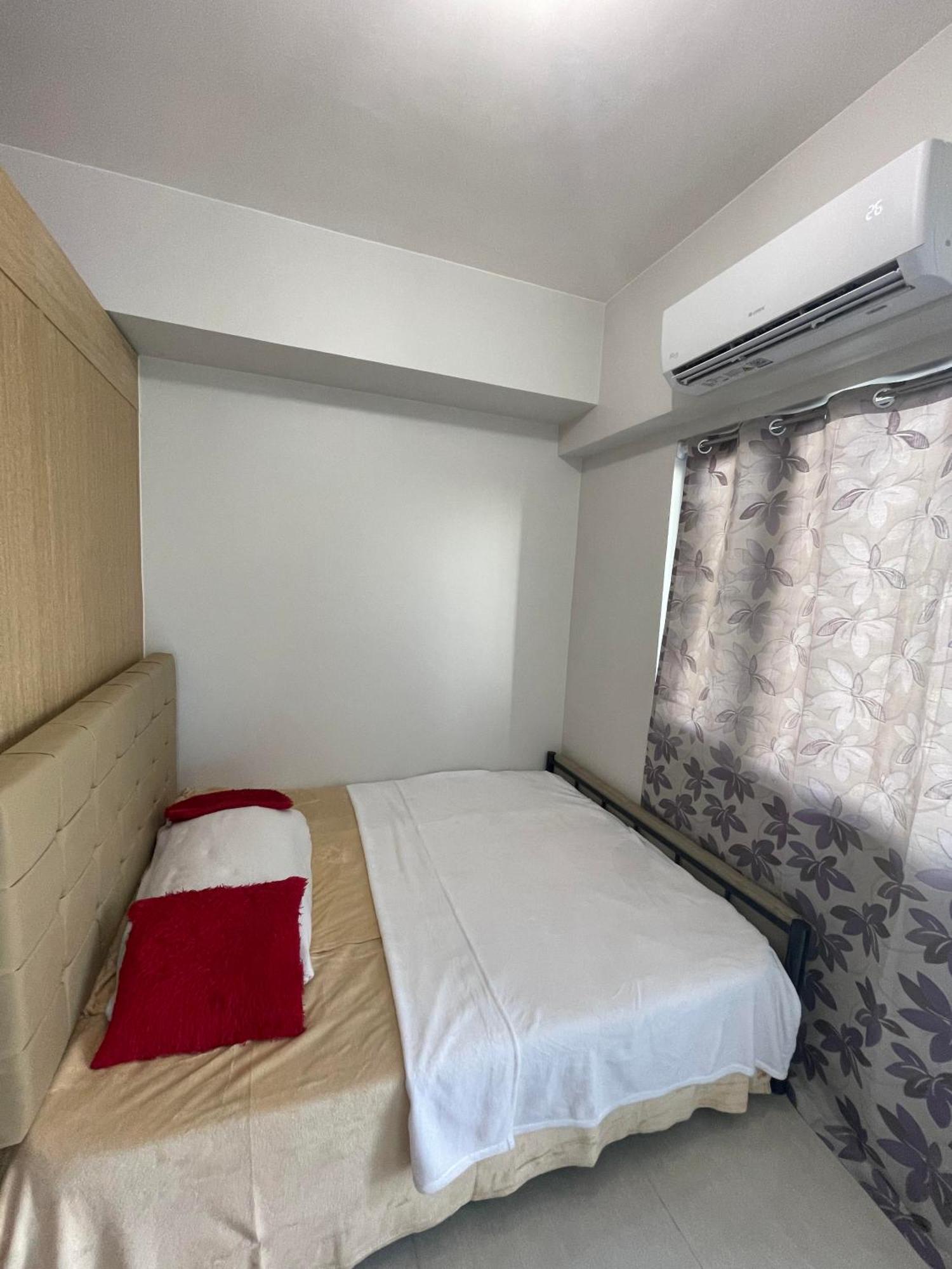 A Premium In A Prime Location Connected To Sm North Edsa Mall And Walking Distance To Solaire And Casino And Trinoma Mall In Quezon *
