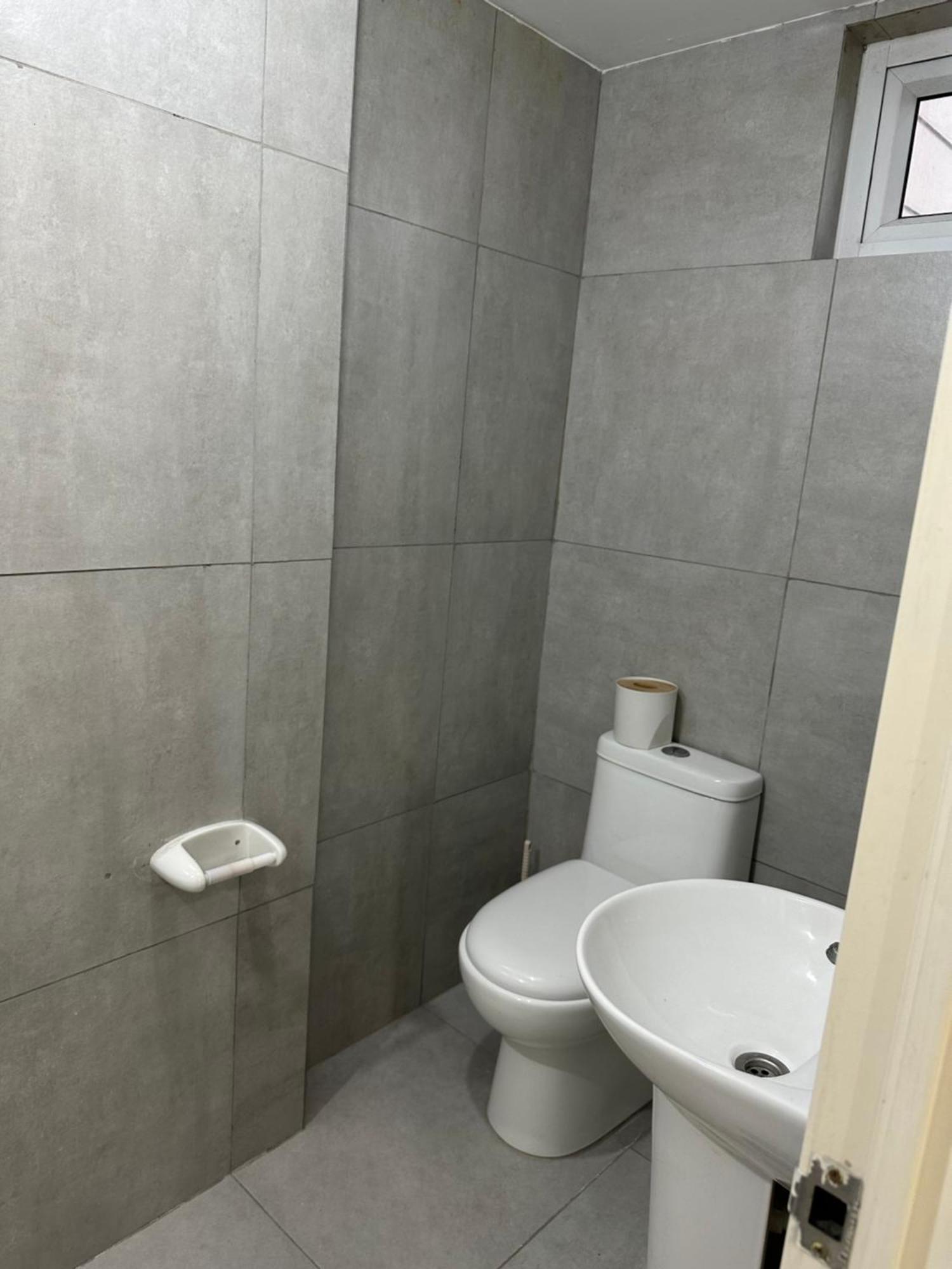 Apartment Brand New Near Airport *